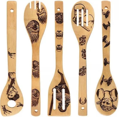 O laser de bambu dos utensílios da cozinha do Natal de Dia das Bruxas gravou o grupo de bambu da cutelaria