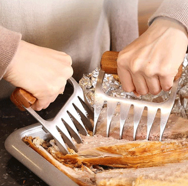 A retalhadora da carne do metal agarra forquilhas de aço inoxidável da carne com o punho de madeira para Shredding