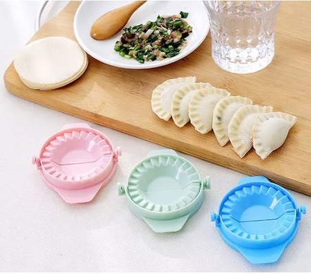 As ferramentas plásticas da cozinha da Alimento-categoria manual criativa mágica da máquina do bloco comprimem bolinhas de massa moldam