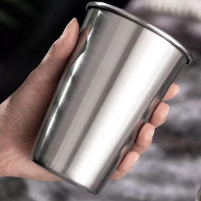 o vácuo térmico de 400ml 500ml isolou canecas de aço inoxidável maiorias das secadoras de roupa para a cerveja do leite do café
