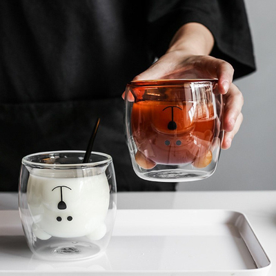 a parede do dobro 300ml isolou beber feito sob encomenda de vidro coloca o café de Macchiato para o escritório