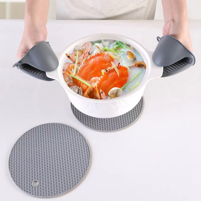 Silicone resistente ao calor Oven Mitts Pot Holders Sets para cozer