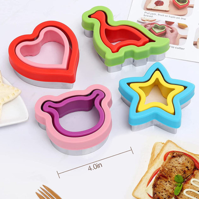 flor de aço inoxidável Dinos Circle Mickey Mold dos eletrodomésticos do cortador do sanduíche 4pcs