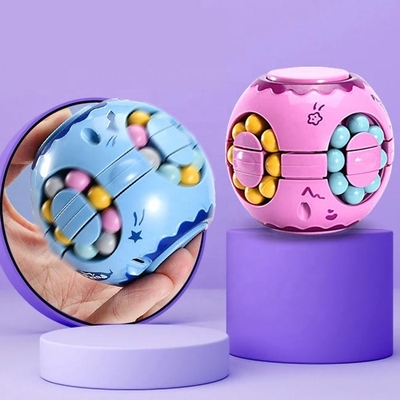 Cubo dois de Toy Decompression Puzzle Magic Bean do giroscópio da ponta do dedo em um